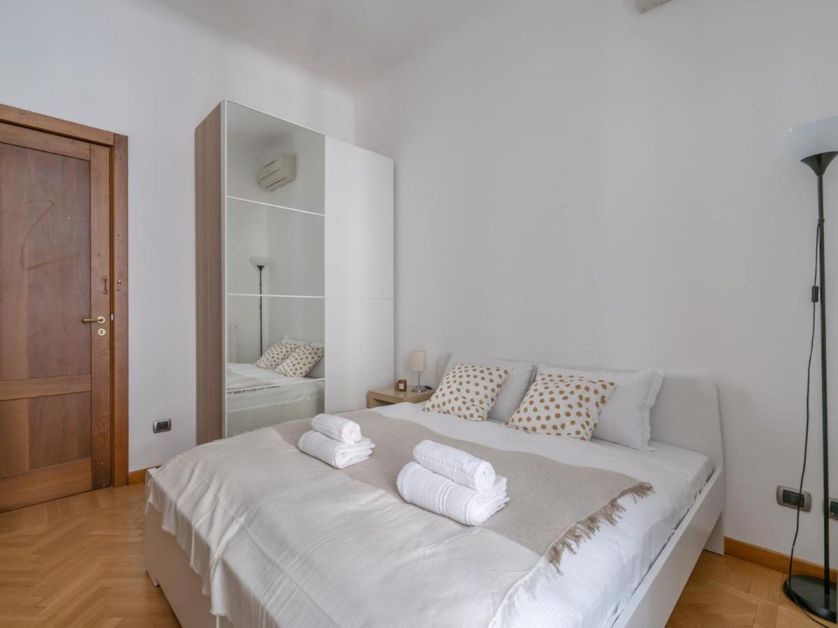 The Best Rent - Spacious Apartment Near Colonne S Lorenzo Milan Exterior photo