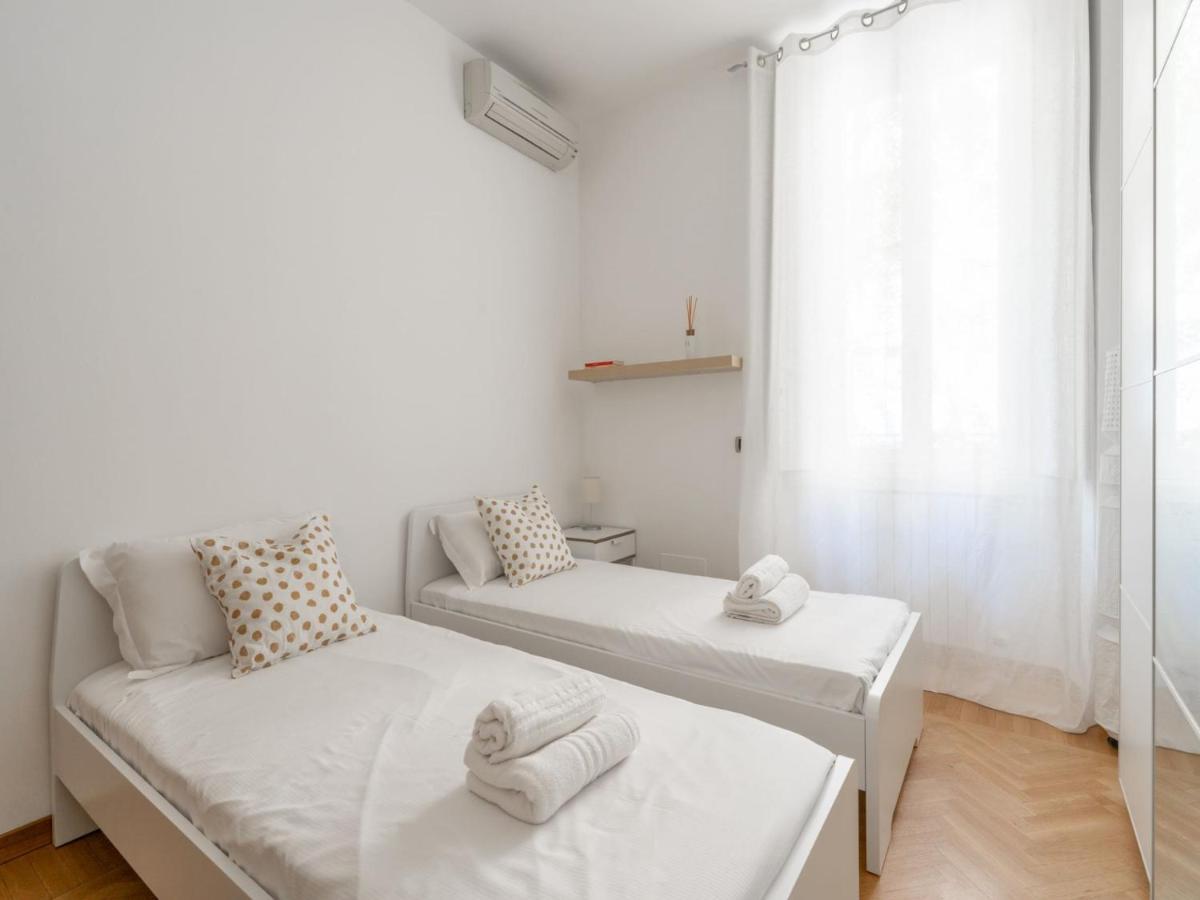 The Best Rent - Spacious Apartment Near Colonne S Lorenzo Milan Exterior photo